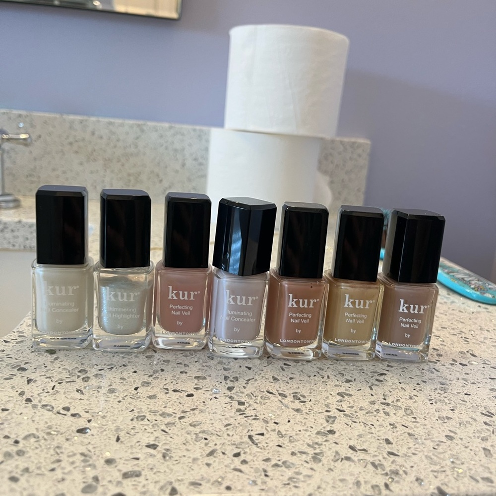 Londontown set of 7 nail polish